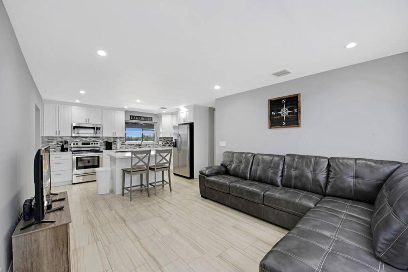 Lake House Unit 1 By Pmi Davie Exterior foto