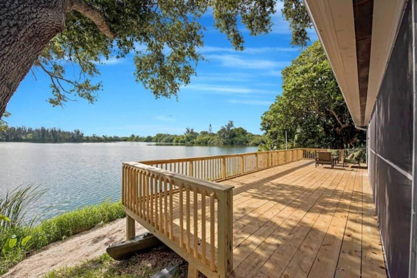 Lake House Unit 1 By Pmi Davie Exterior foto